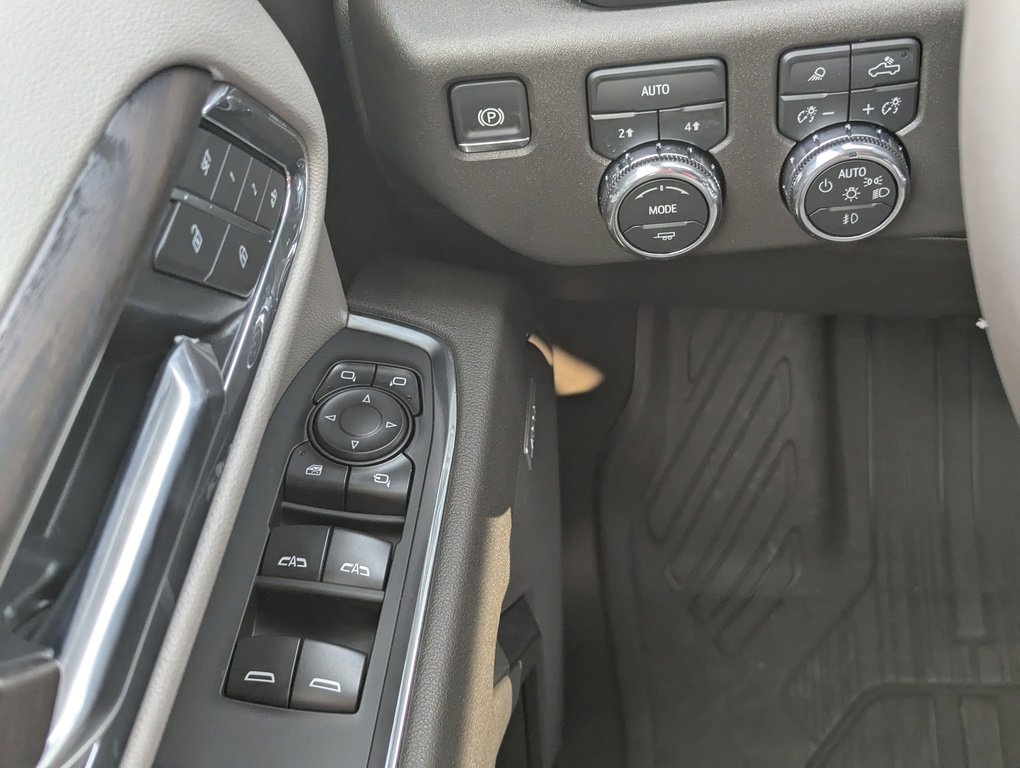 New 2026 GMC Sierra 1500 SLT w/ SLT Premium Package image 23