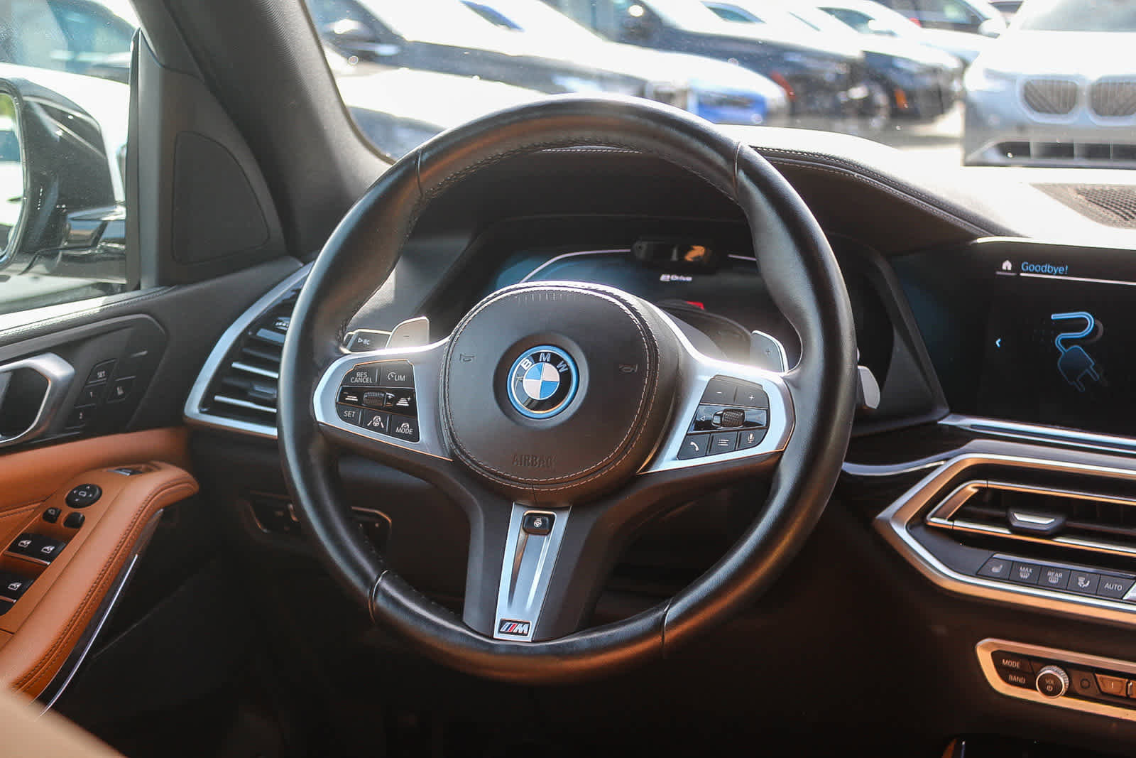 Certified 2023 BMW X5 xDrive45e w/ Executive Package image 15