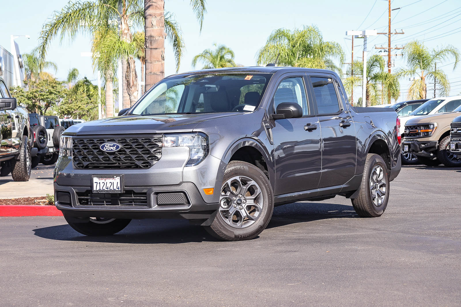 Used 2026 Ford Maverick XLT AWD/4WD image 1