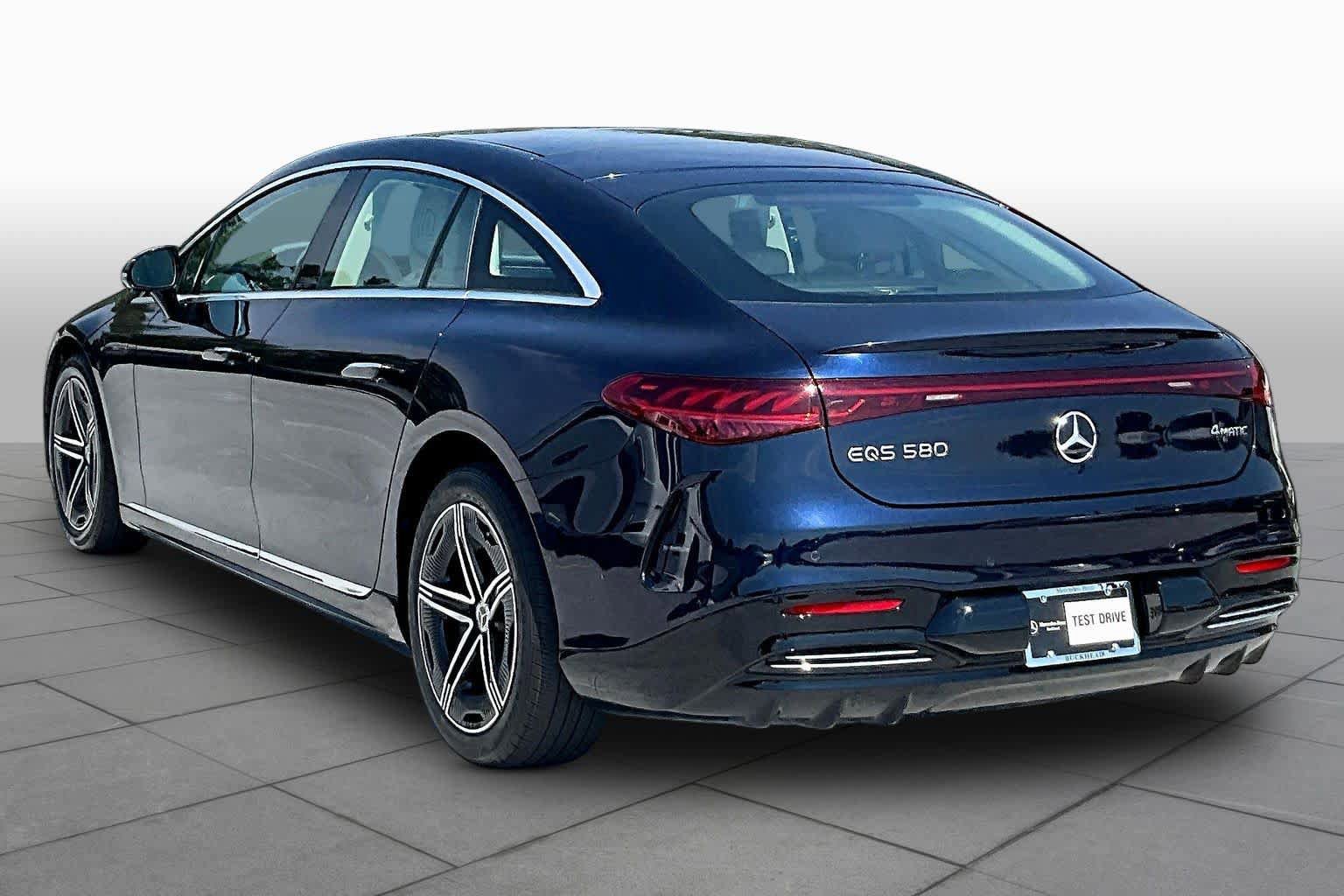 Used 2023 Mercedes-Benz EQS 580 4MATIC Sedan image 11