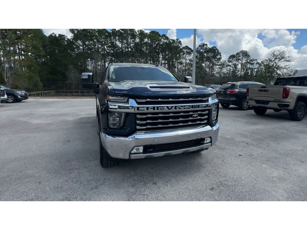 Certified 2020 Chevrolet Silverado 2500 LTZ w/ LTZ Plus Package image 3