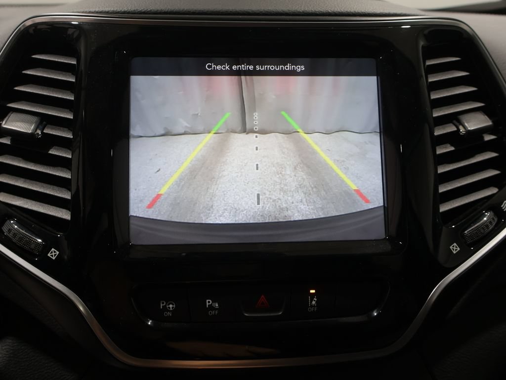 Used 2021 Jeep Cherokee Limited AWD/4WD image 26