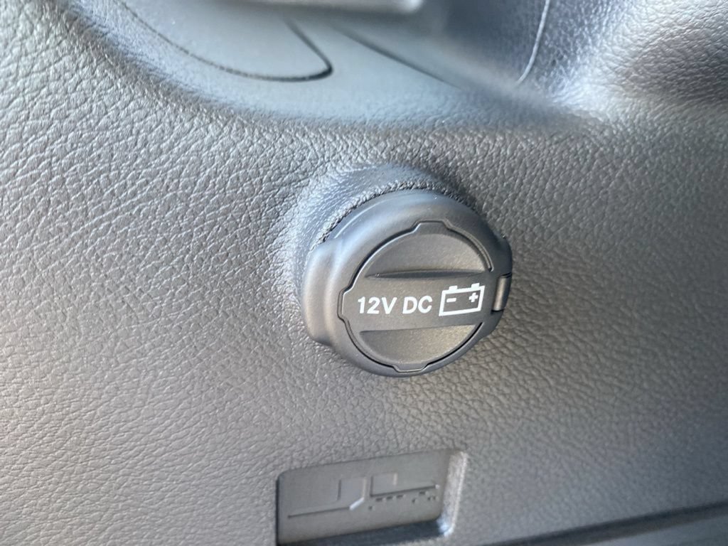 New 2025 Jeep Wrangler Unlimited Sahara w/ Safety Group AWD/4WD image 19