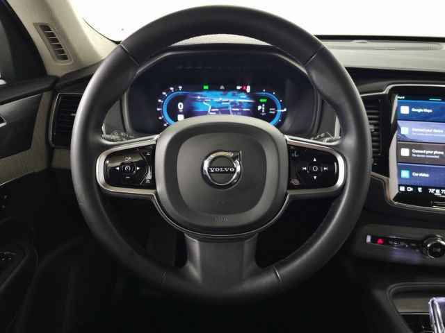 Used 2023 Volvo XC90 T8 Ultimate w/ Lounge Package image 22