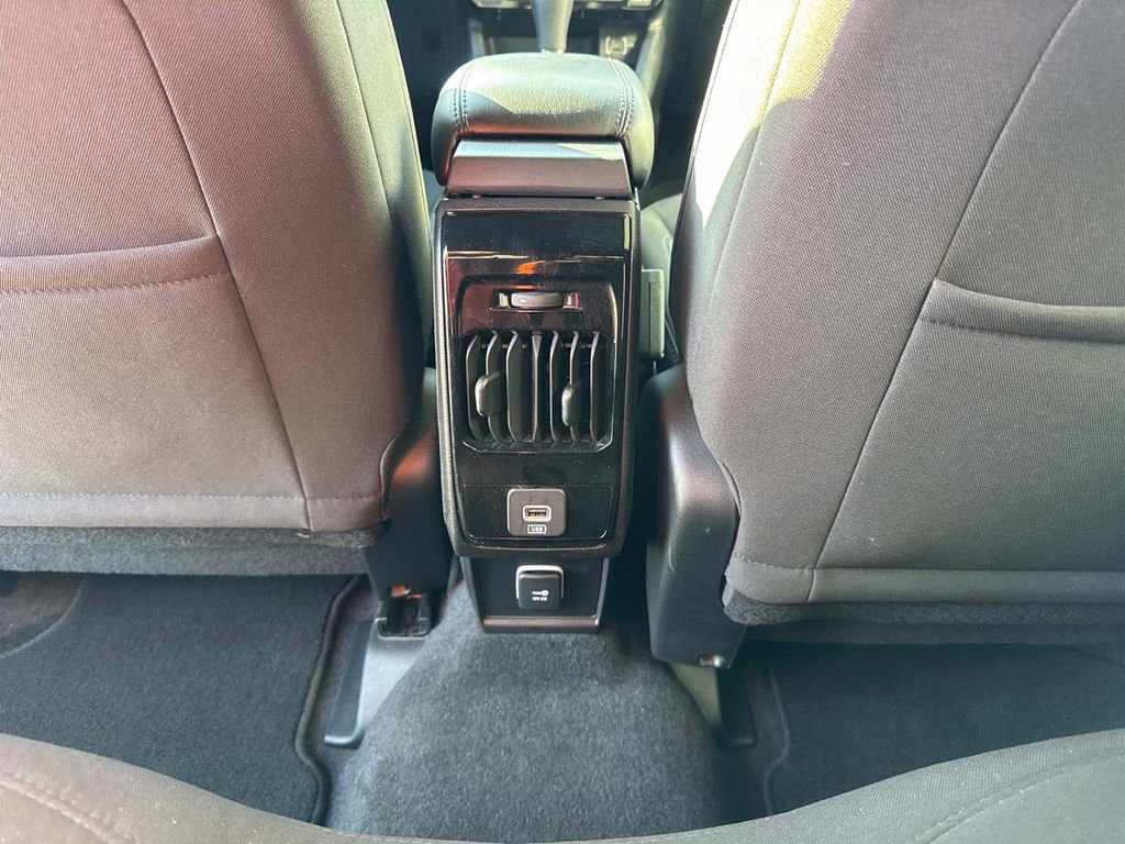 Used 2024 Jeep Compass Sport image 31