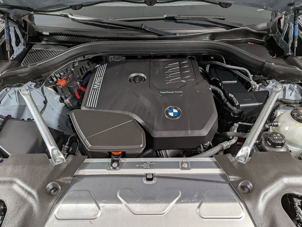 Certified 2025 BMW X4 xDrive30i w/ Premium Package AWD/4WD image 47