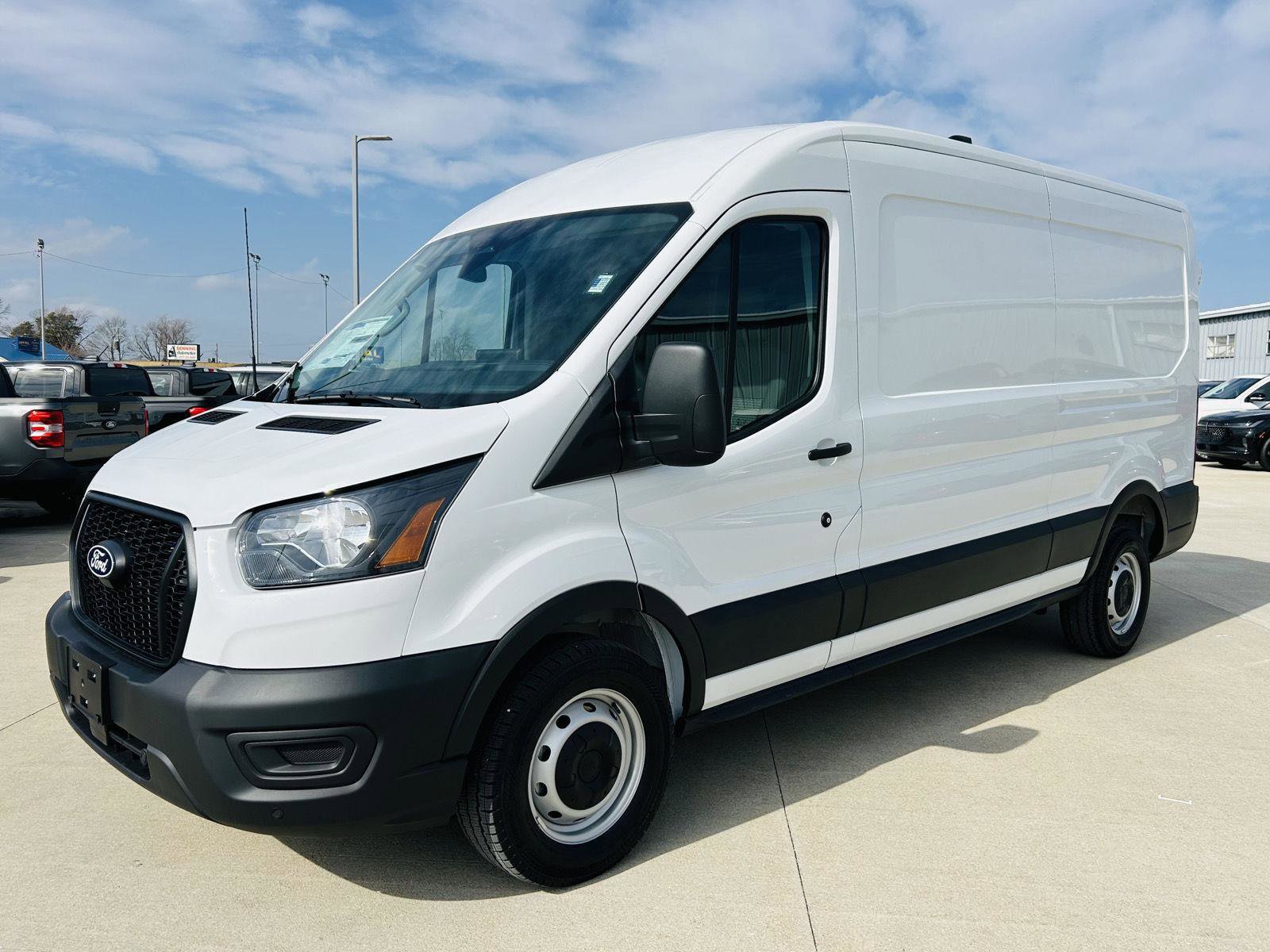 New 2026 Ford Transit 250 148 Medium Roof RWD image 25