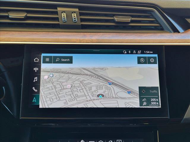 Used 2022 Audi e-tron Premium AWD/4WD image 14