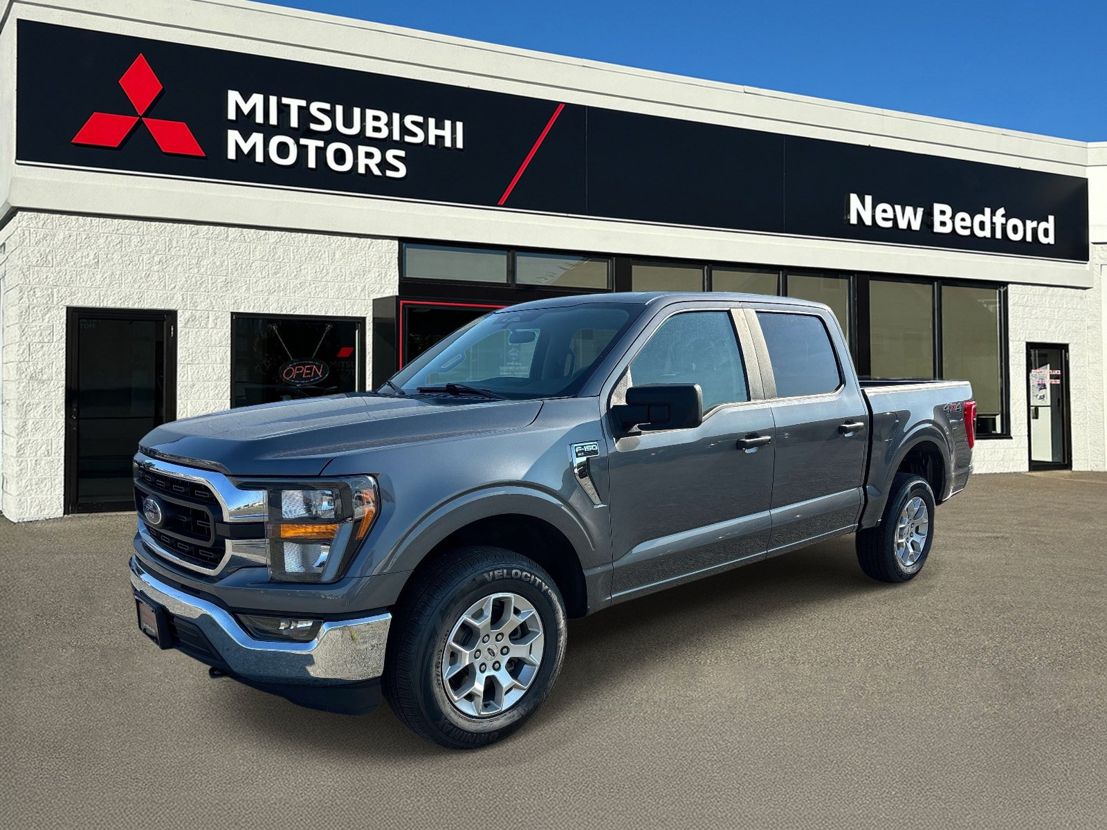 Used 2023 Ford F150 XLT AWD/4WD image 1