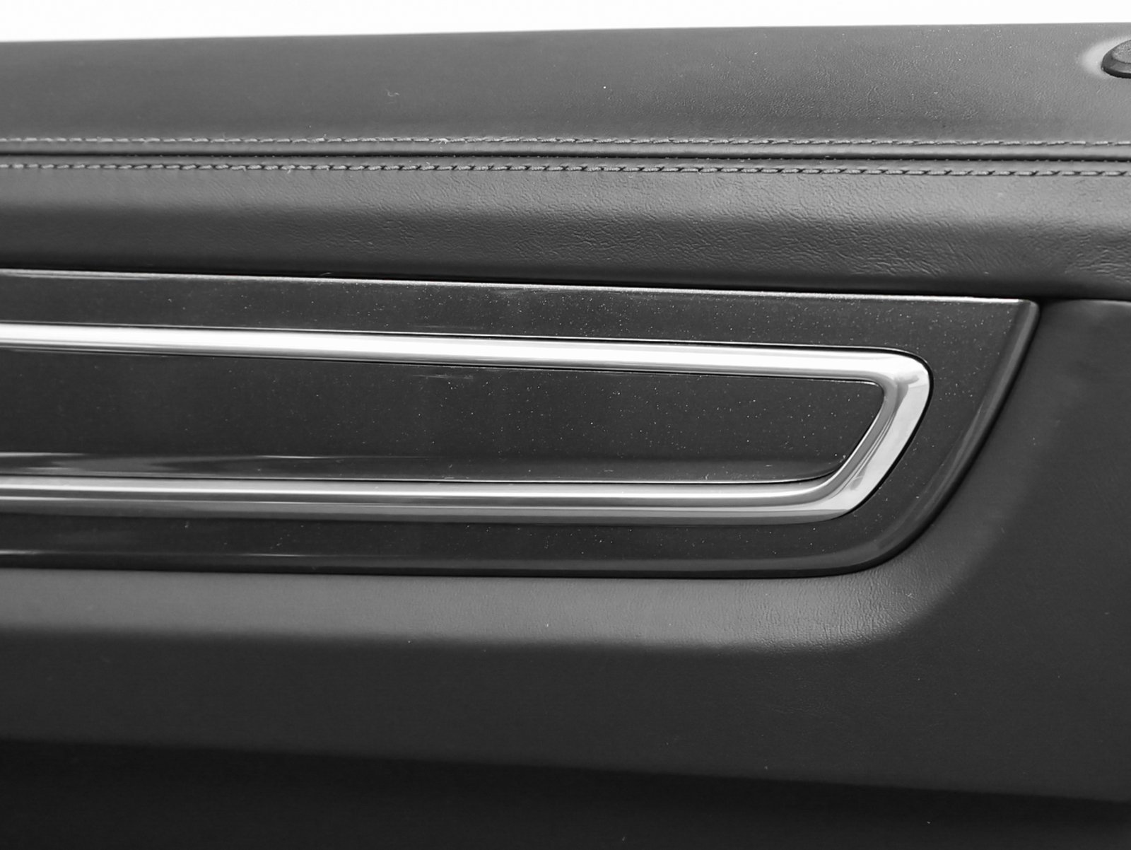 Used 2021 Porsche Cayenne Turbo image 31