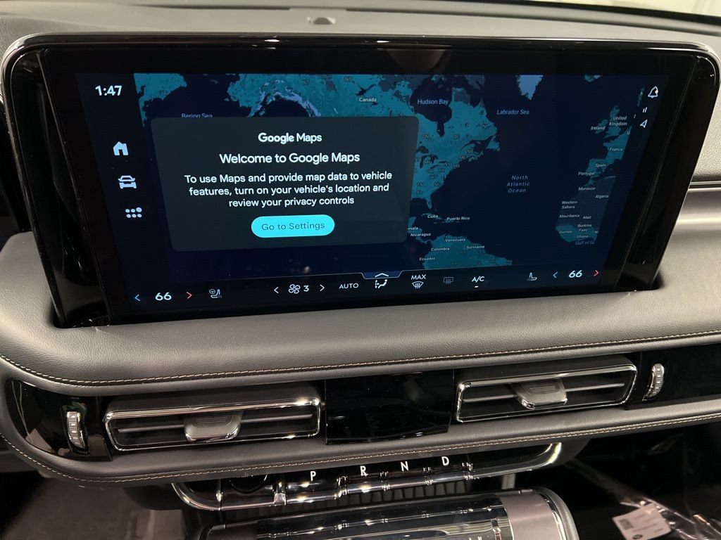 Used 2026 Lincoln Aviator AWD image 11