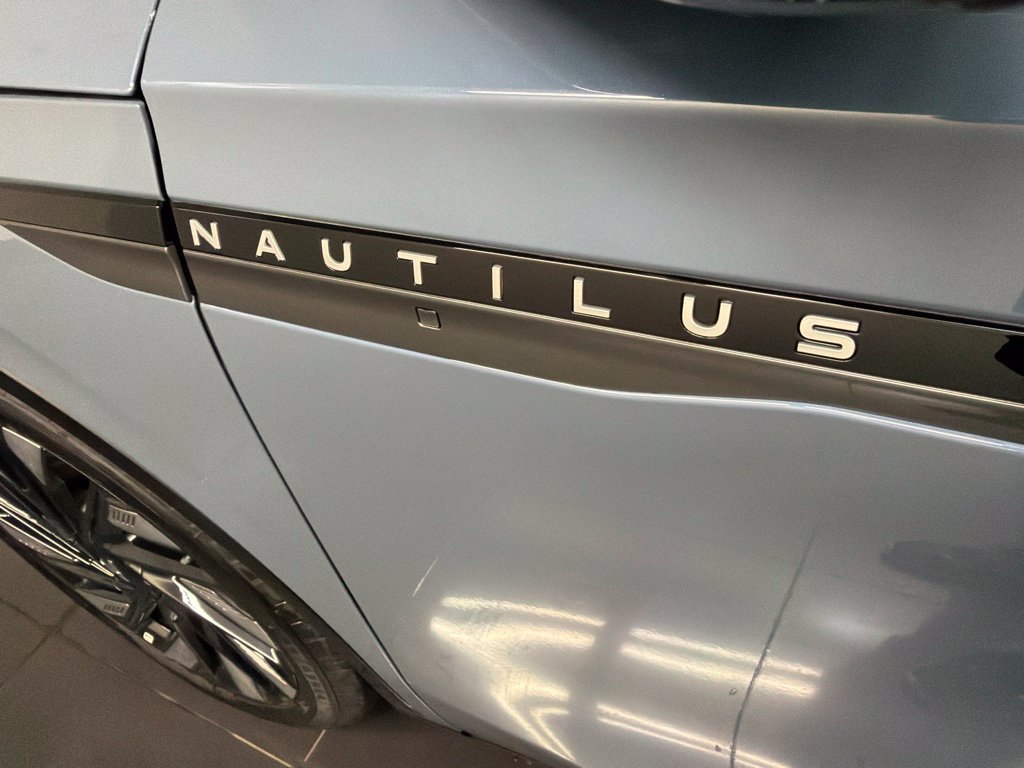 New 2026 Lincoln Nautilus Reserve w/ Jet Appearance Package AWD/4WD image 43