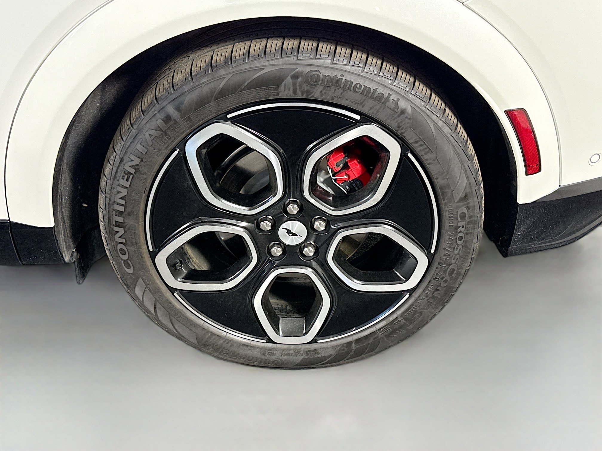 Used 2023 Ford Mustang Mach-E GT image 37