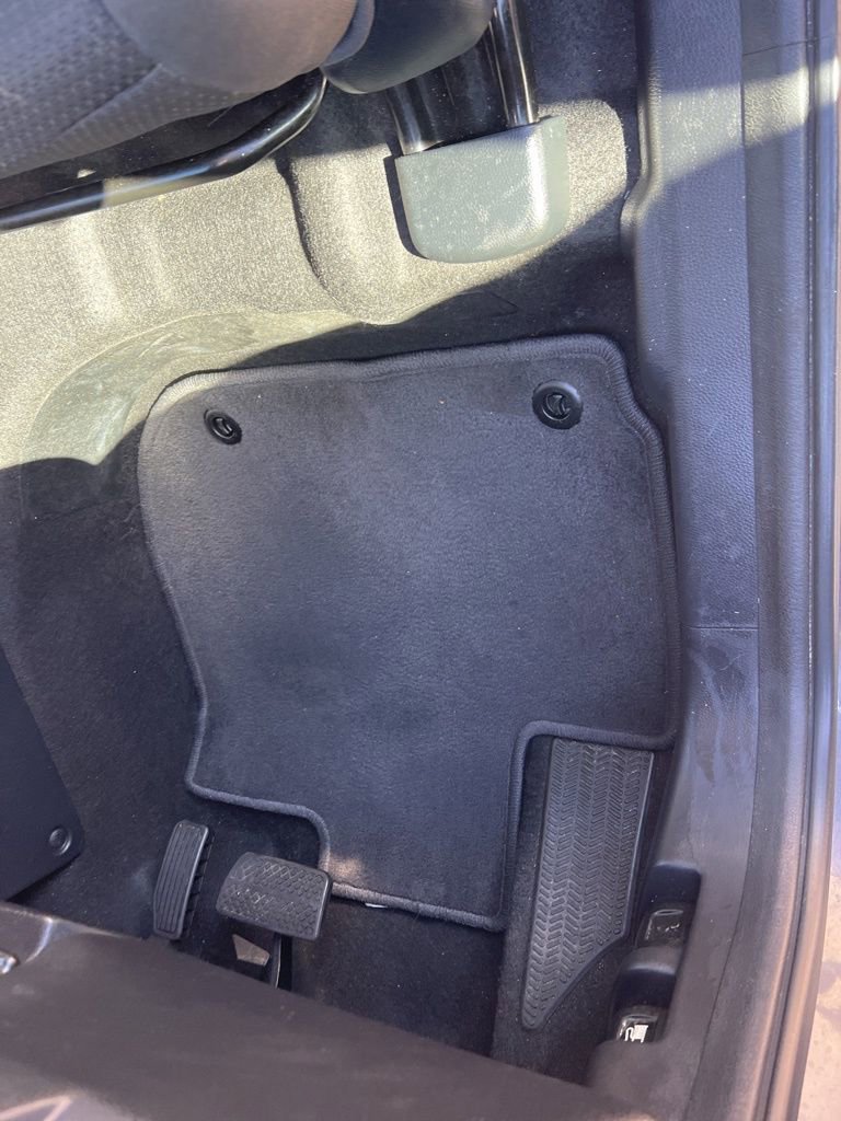 Used 2019 Honda HR-V LX image 23