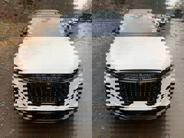 New 2026 Lincoln Nautilus Reserve image 16