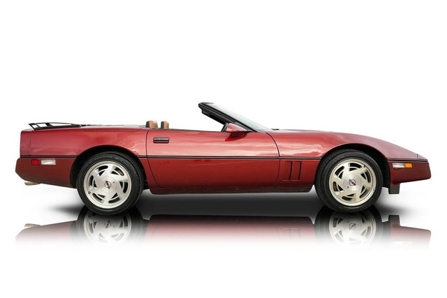 Used 1988 Chevrolet Corvette Convertible RWD image 2