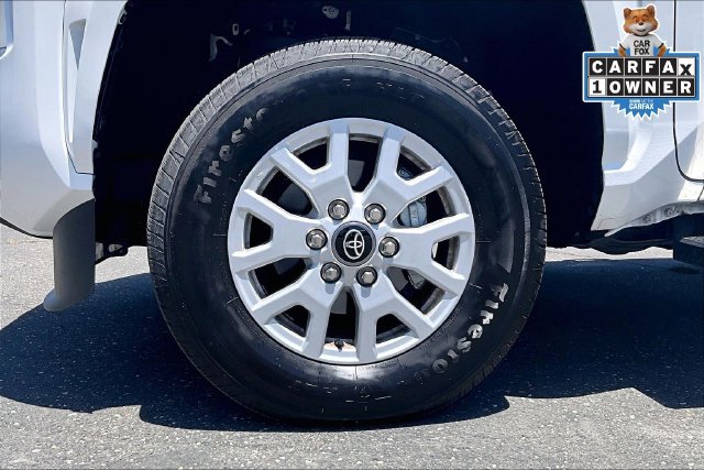 Used 2024 Toyota Tacoma SR5 RWD image 9