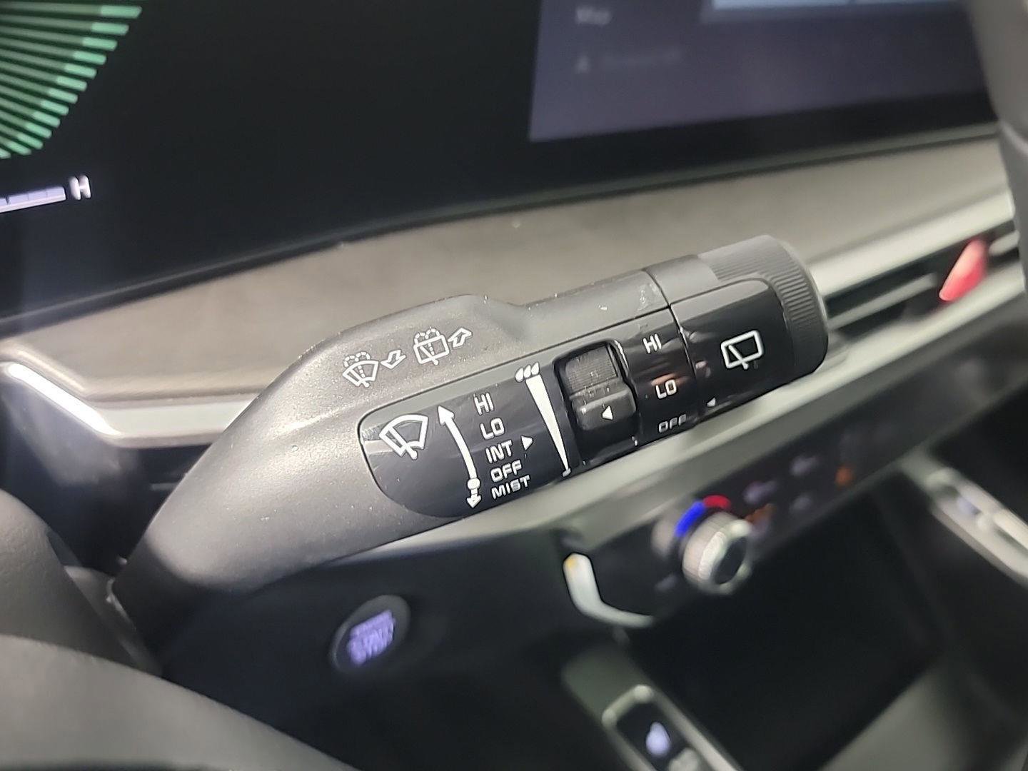 Used 2024 Kia Sorento X-Line EX image 28