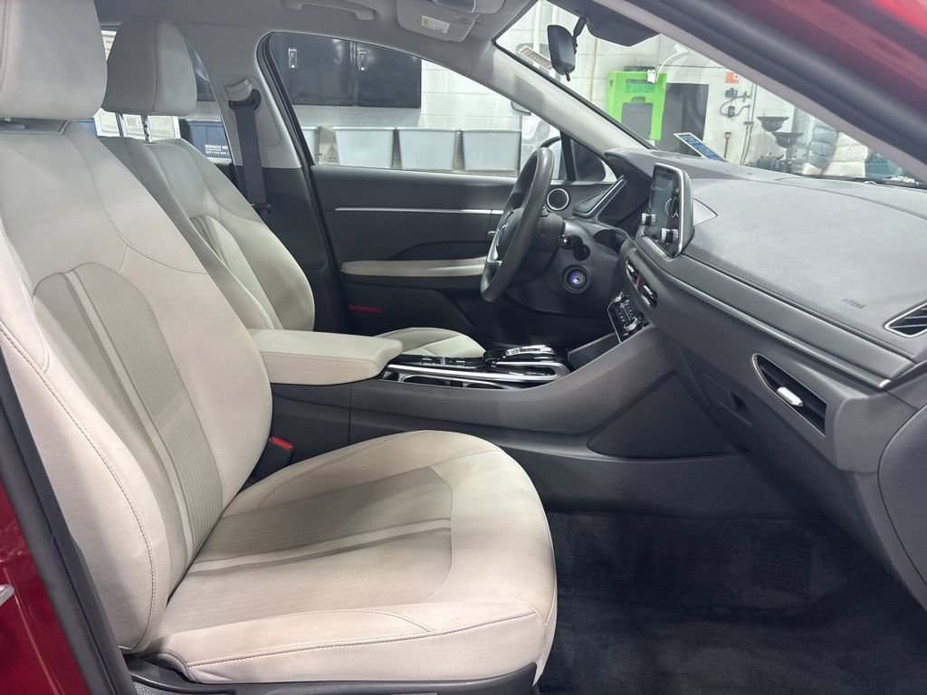 Used 2023 Hyundai Sonata SE image 12
