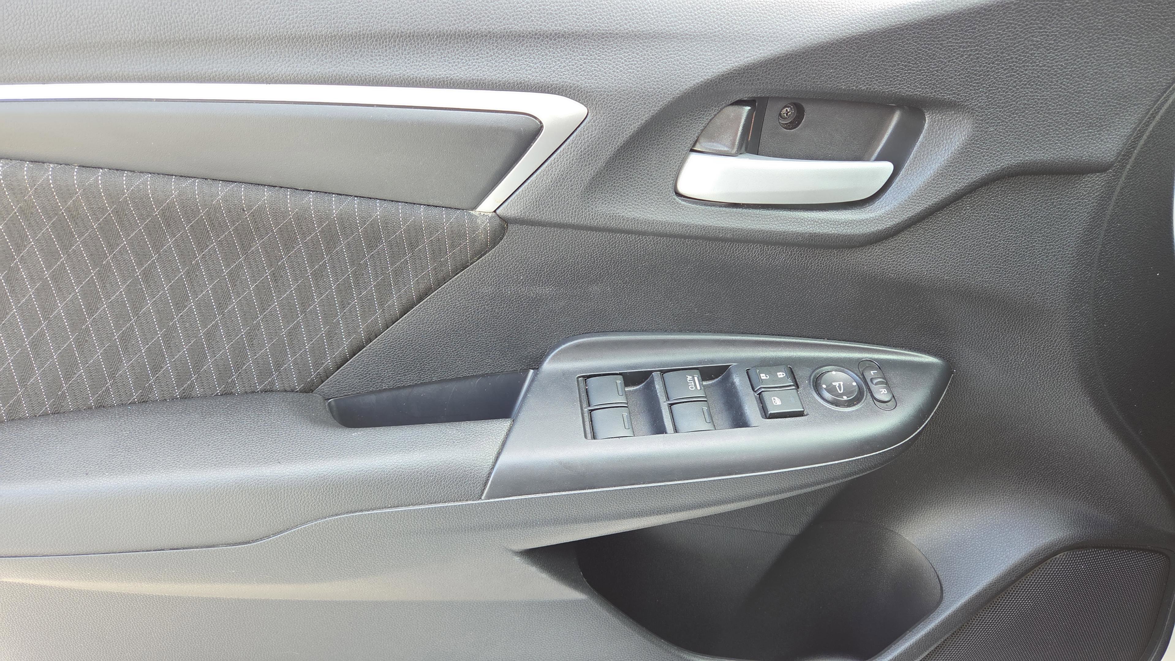 Certified 2019 Honda Fit EX image 40