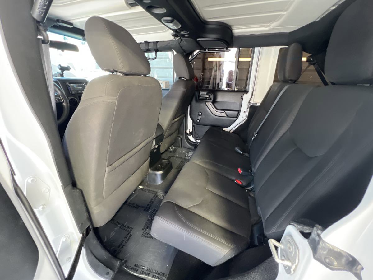 Used 2016 Jeep Wrangler Unlimited Sport w/ Max Tow Package AWD/4WD image 19