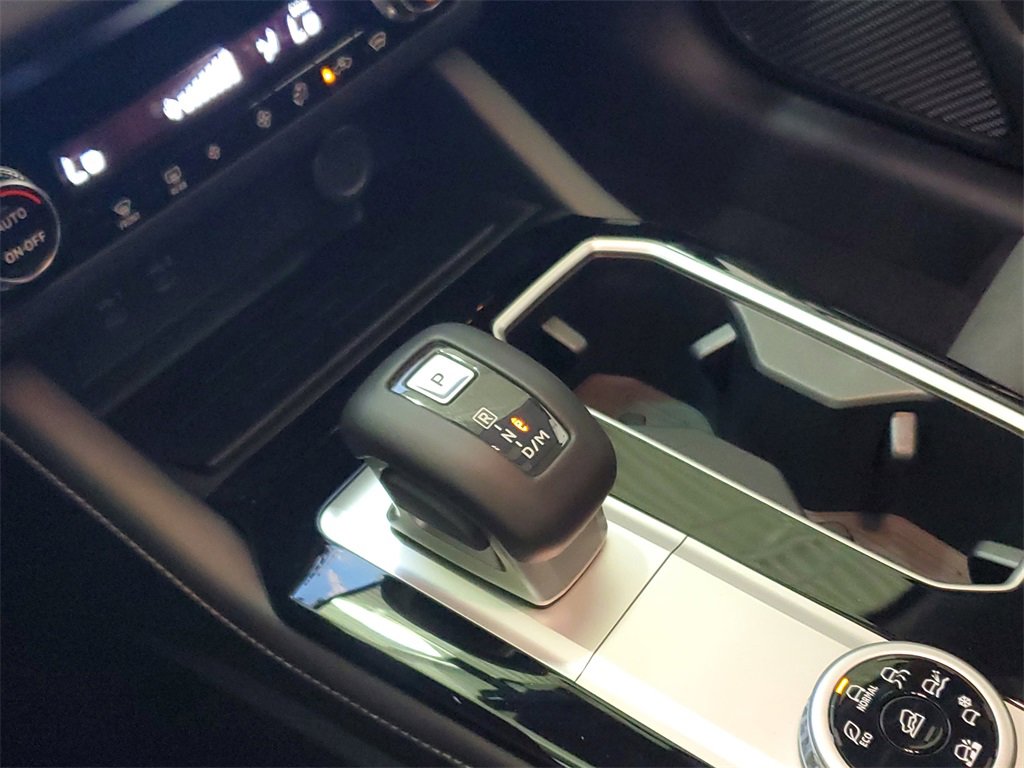 New 2025 Mitsubishi Outlander Trail Edition image 32