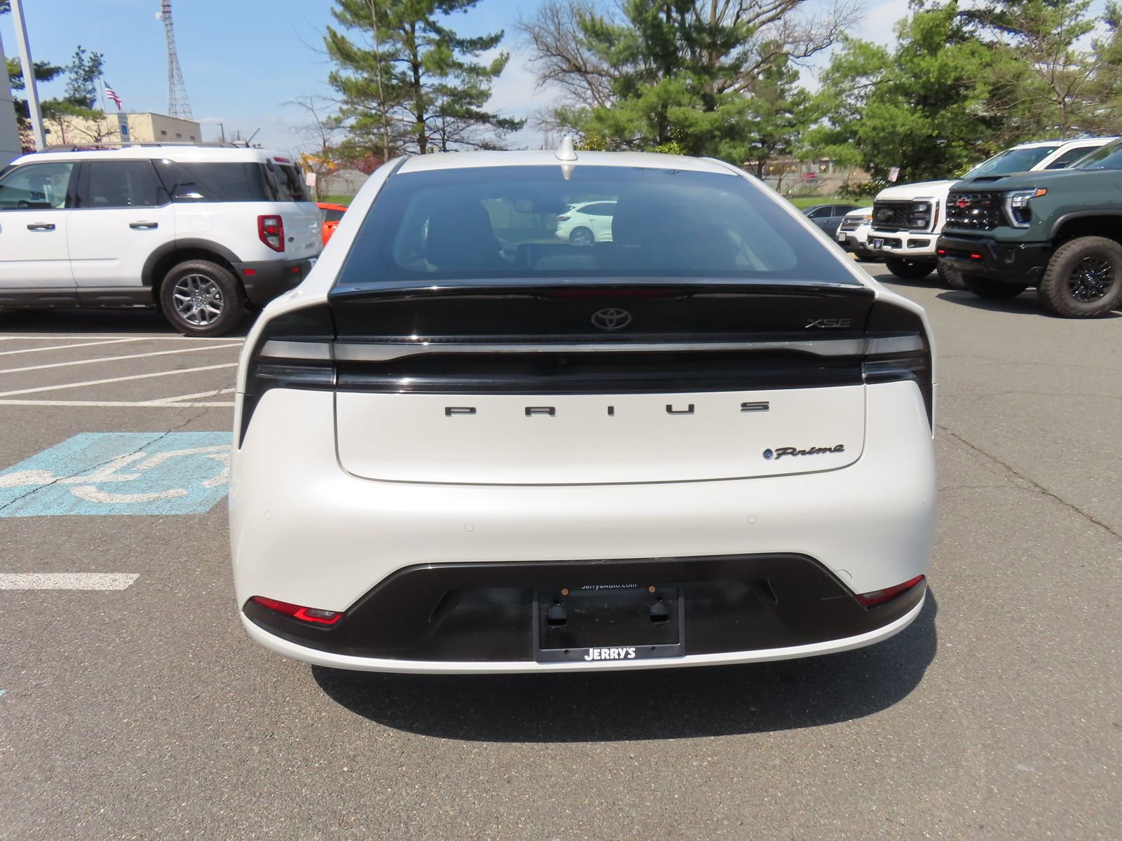 Used 2023 Toyota Prius Prime XSE Premium image 6