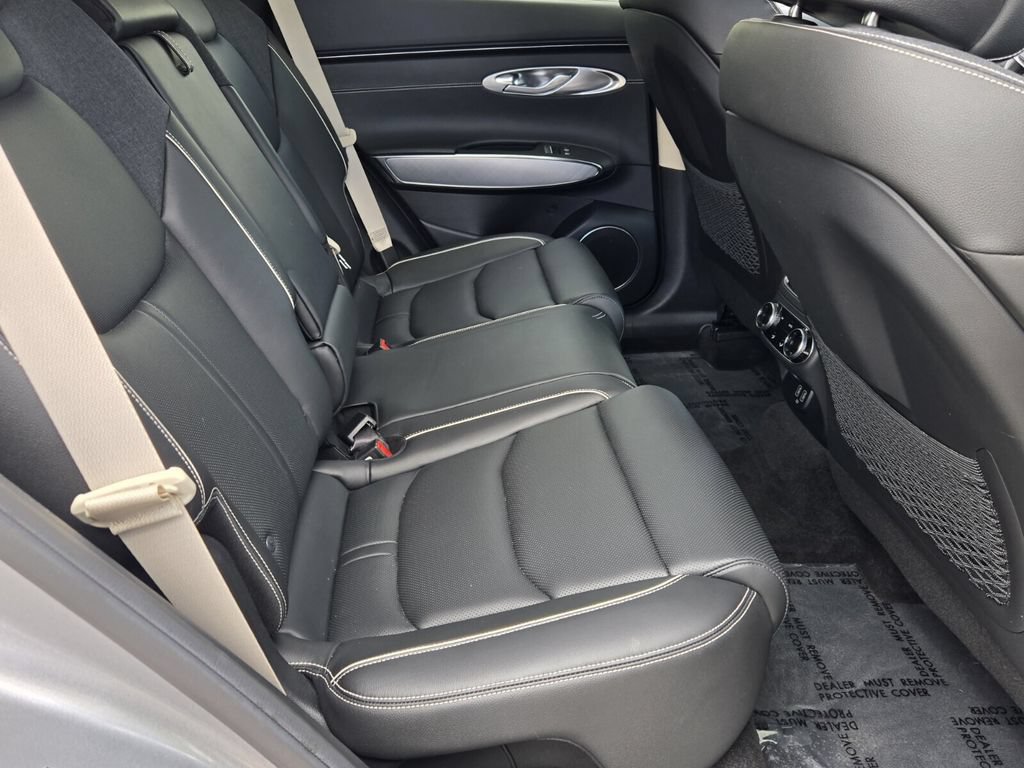 Used 2023 Genesis Electrified GV70 AWD/4WD image 15