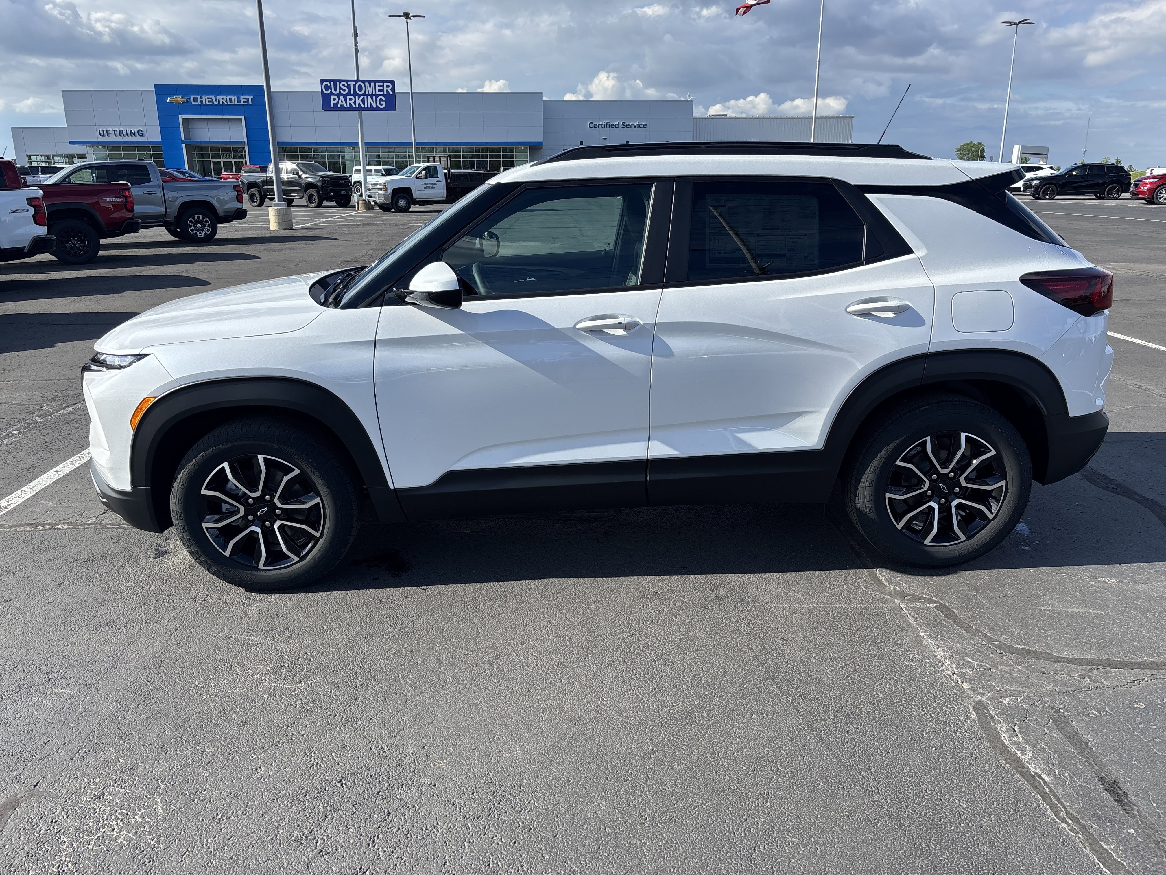 New 2025 Chevrolet TrailBlazer ACTIV w/ Convenience Package image 8