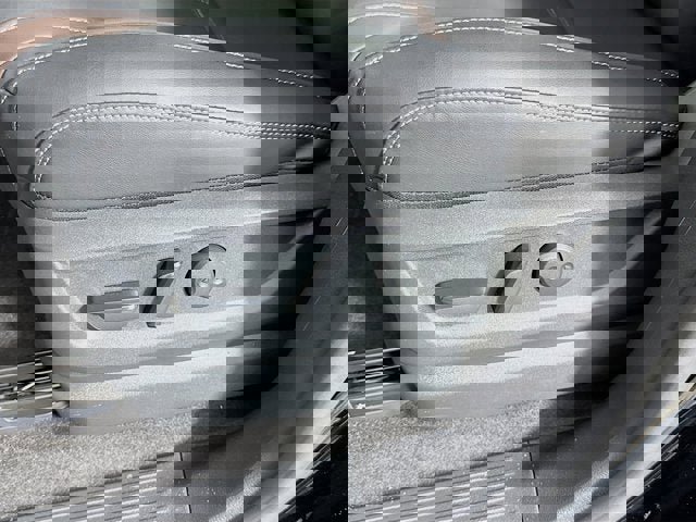 New 2025 Nissan Armada SL w/ Captain's Chari Seat Package image 22