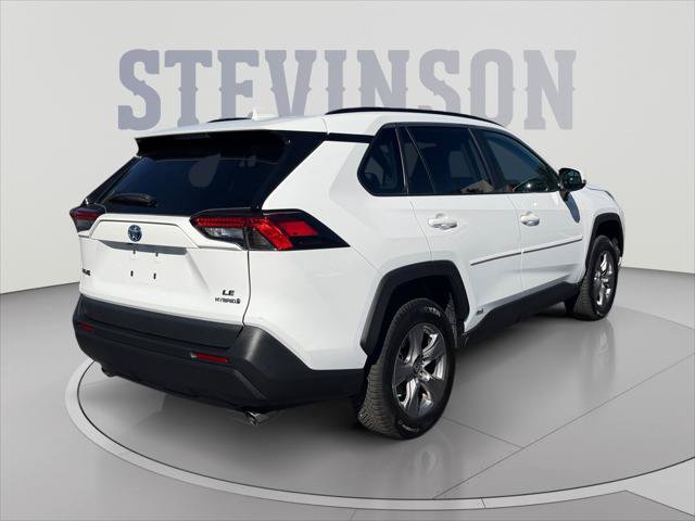 Certified 2024 Toyota RAV4 LE AWD/4WD image 5