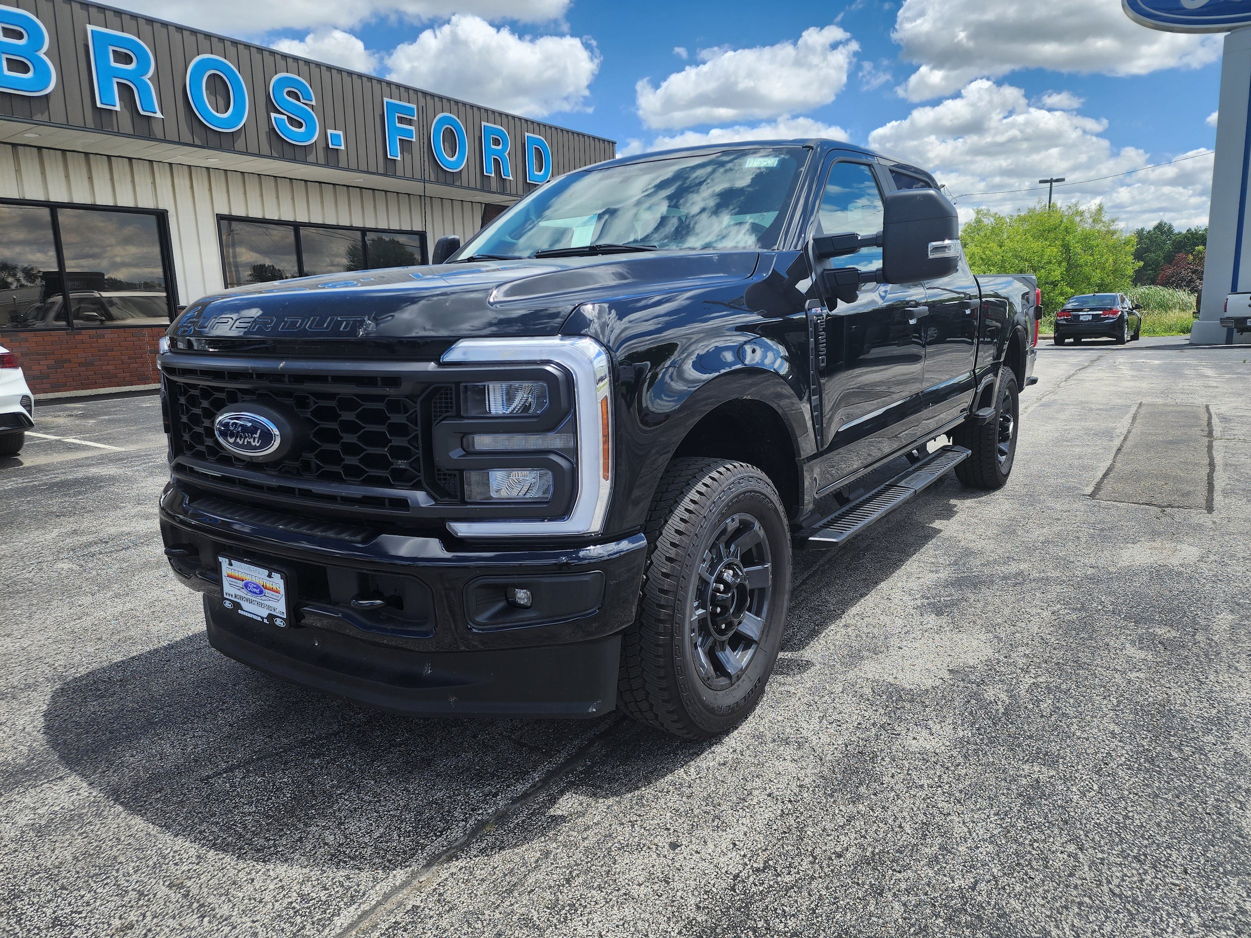 New 2024 Ford F250 XL w/ STX Appearance Package AWD/4WD image 9