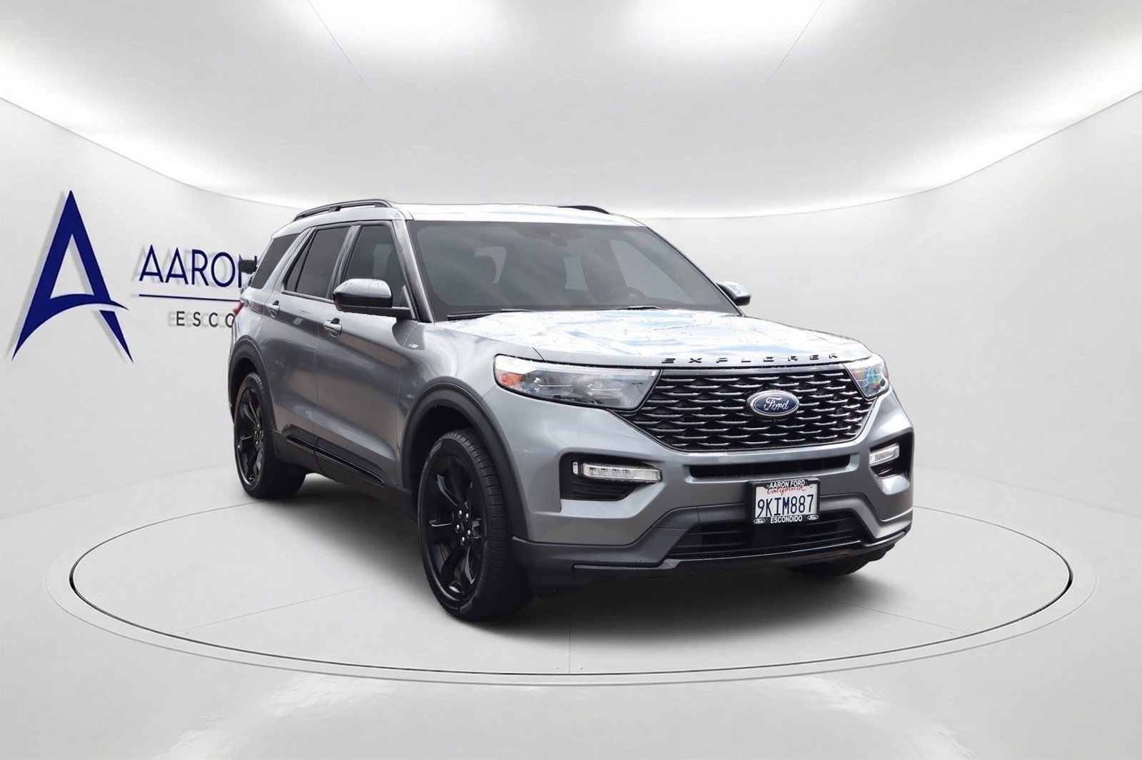Used 2023 Ford Explorer ST-Line w/ Class IV Trailer Tow Package RWD image 3