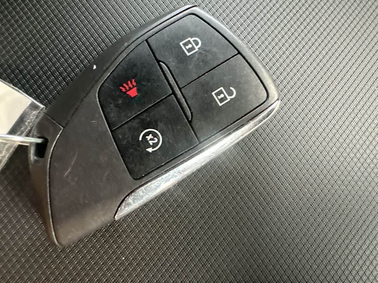 Used 2025 Chevrolet Equinox EV LT FWD image 28
