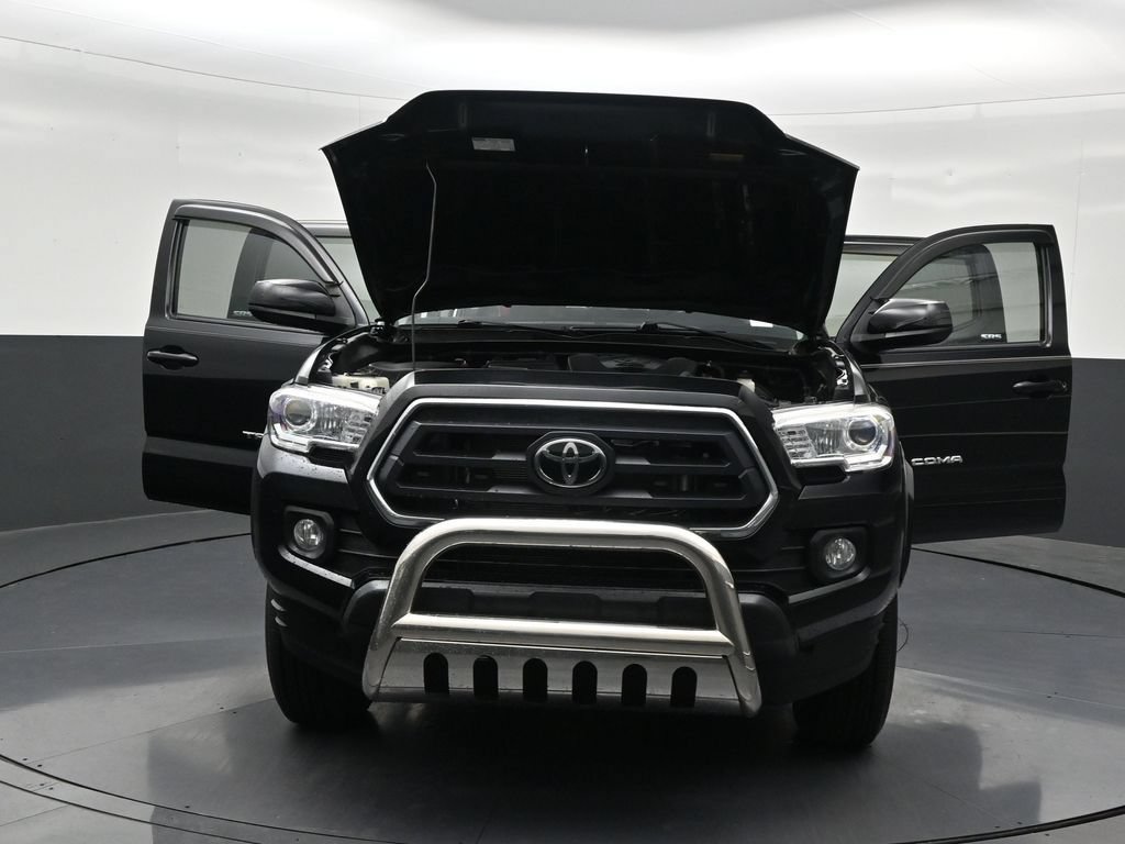 Used 2021 Toyota Tacoma SR5 RWD image 36