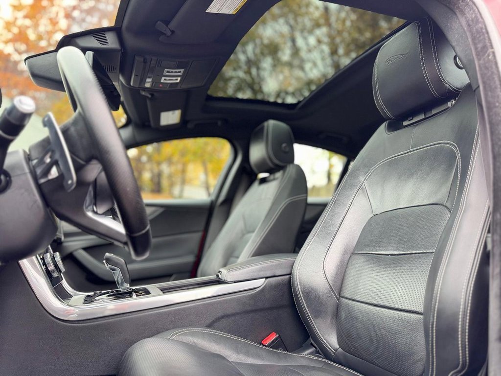 Used 2020 Jaguar XE R-Dynamic S image 16