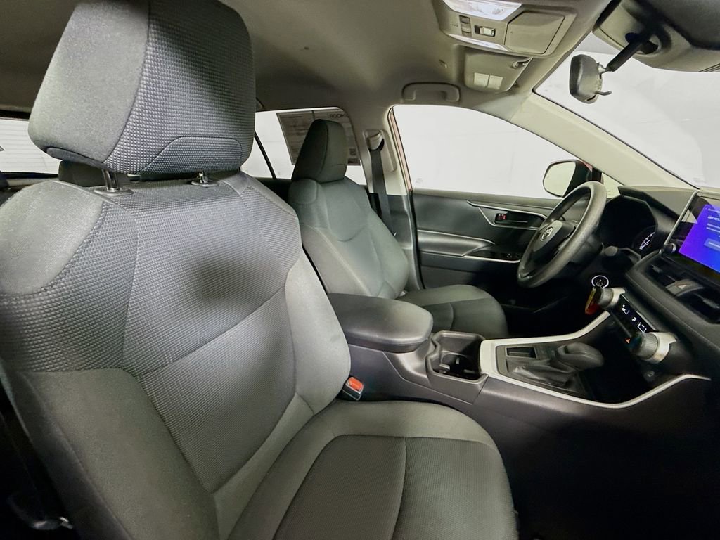 Certified 2024 Toyota RAV4 LE image 25