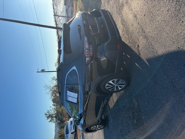 Used 2023 Subaru Outback Premium image 8