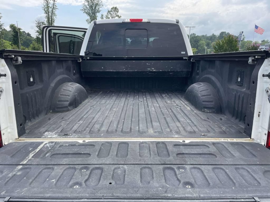 Used 2017 Ford F350 Lariat w/ Lariat Ultimate Package AWD/4WD image 34