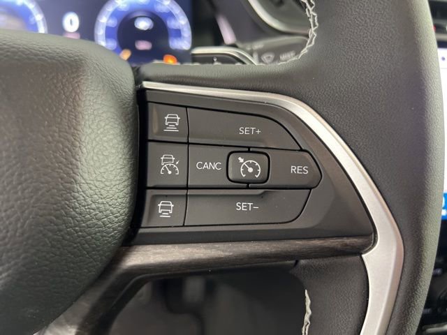 New 2025 Jeep Grand Cherokee L Limited w/ Trailer Tow Package image 18