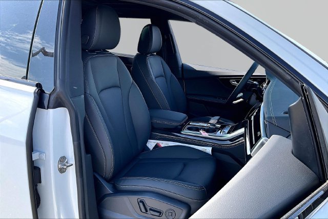 New 2026 Audi Q8 Premium Plus AWD/4WD image 7