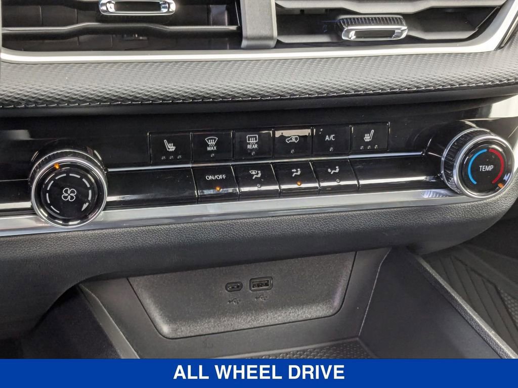 New 2026 Chevrolet Equinox LT w/ LPO, Floor Liner Package image 22