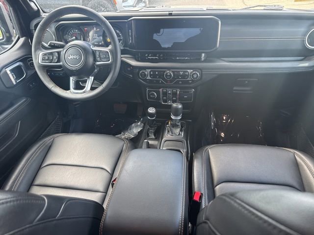 Used 2024 Jeep Wrangler Unlimited Sahara w/ Dual Top Group AWD/4WD image 11