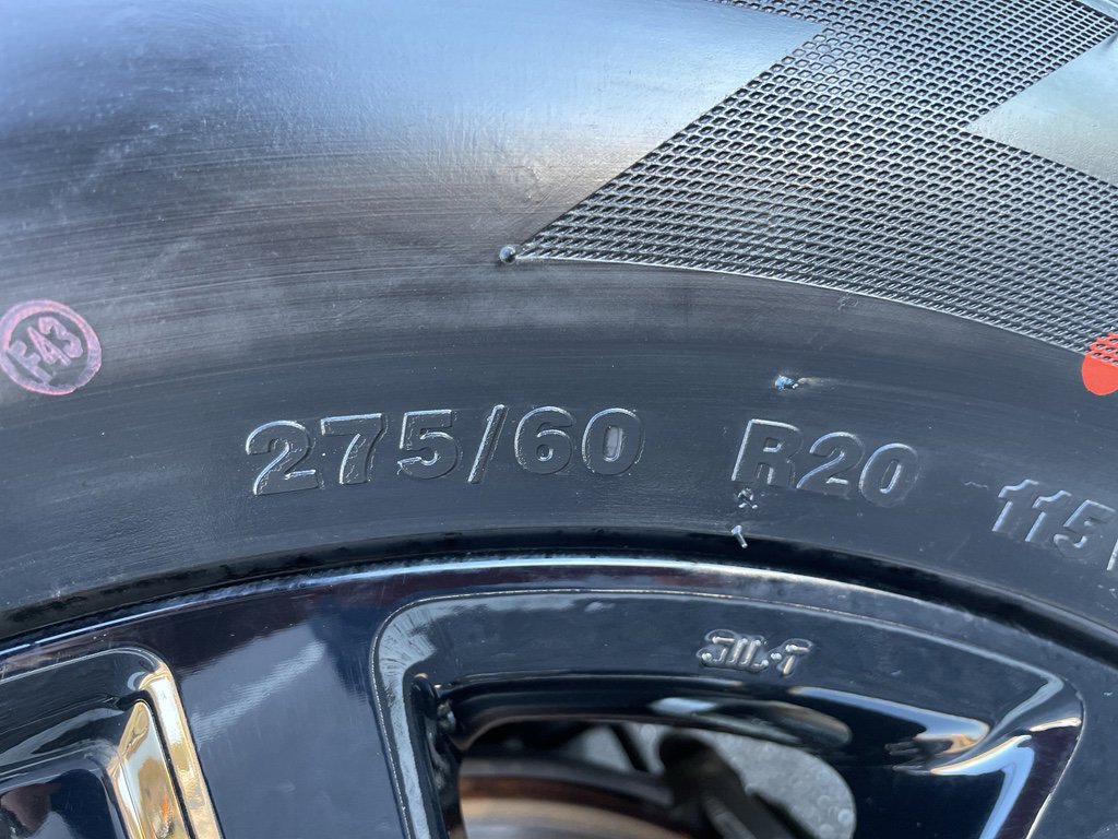 Certified 2024 Nissan Titan SV image 25