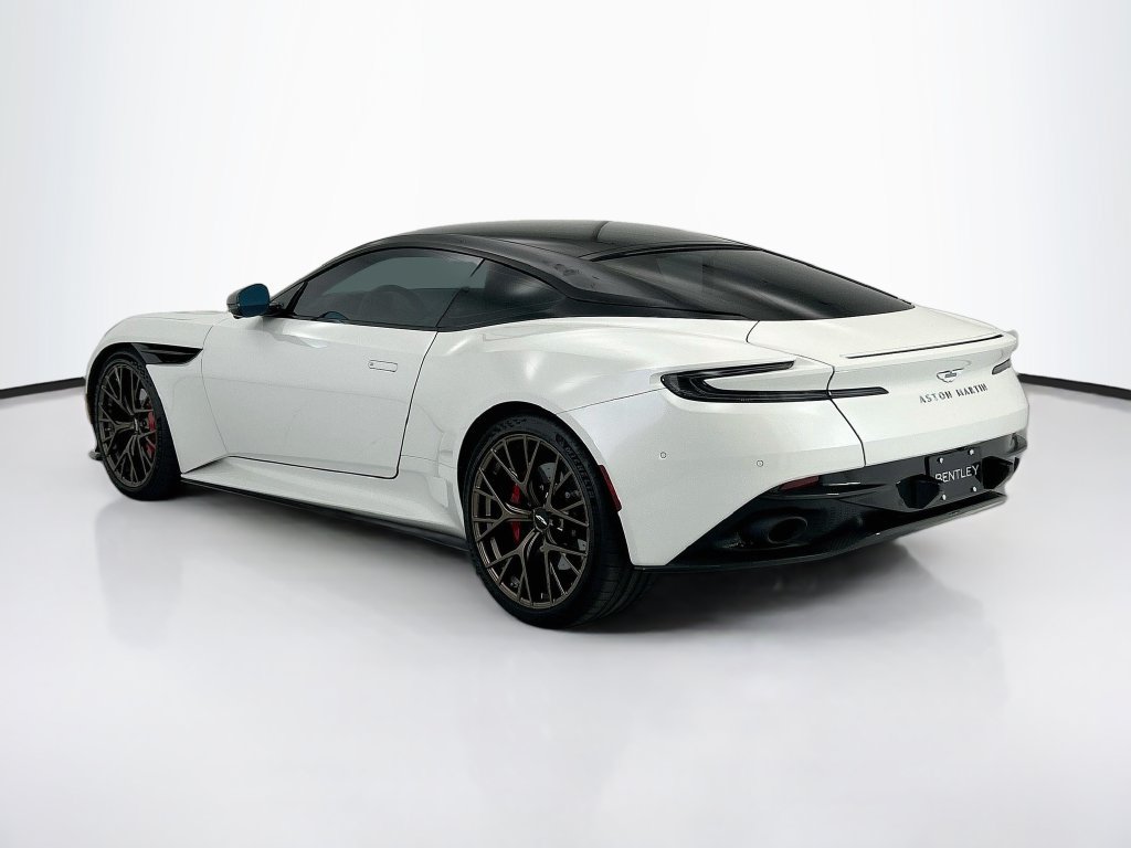 Used 2025 Aston Martin DB12 Coupe RWD image 7