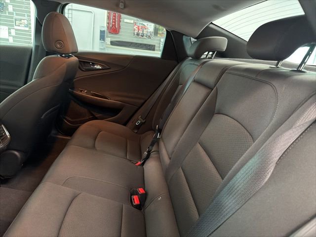 Used 2016 Chevrolet Malibu LT FWD image 22