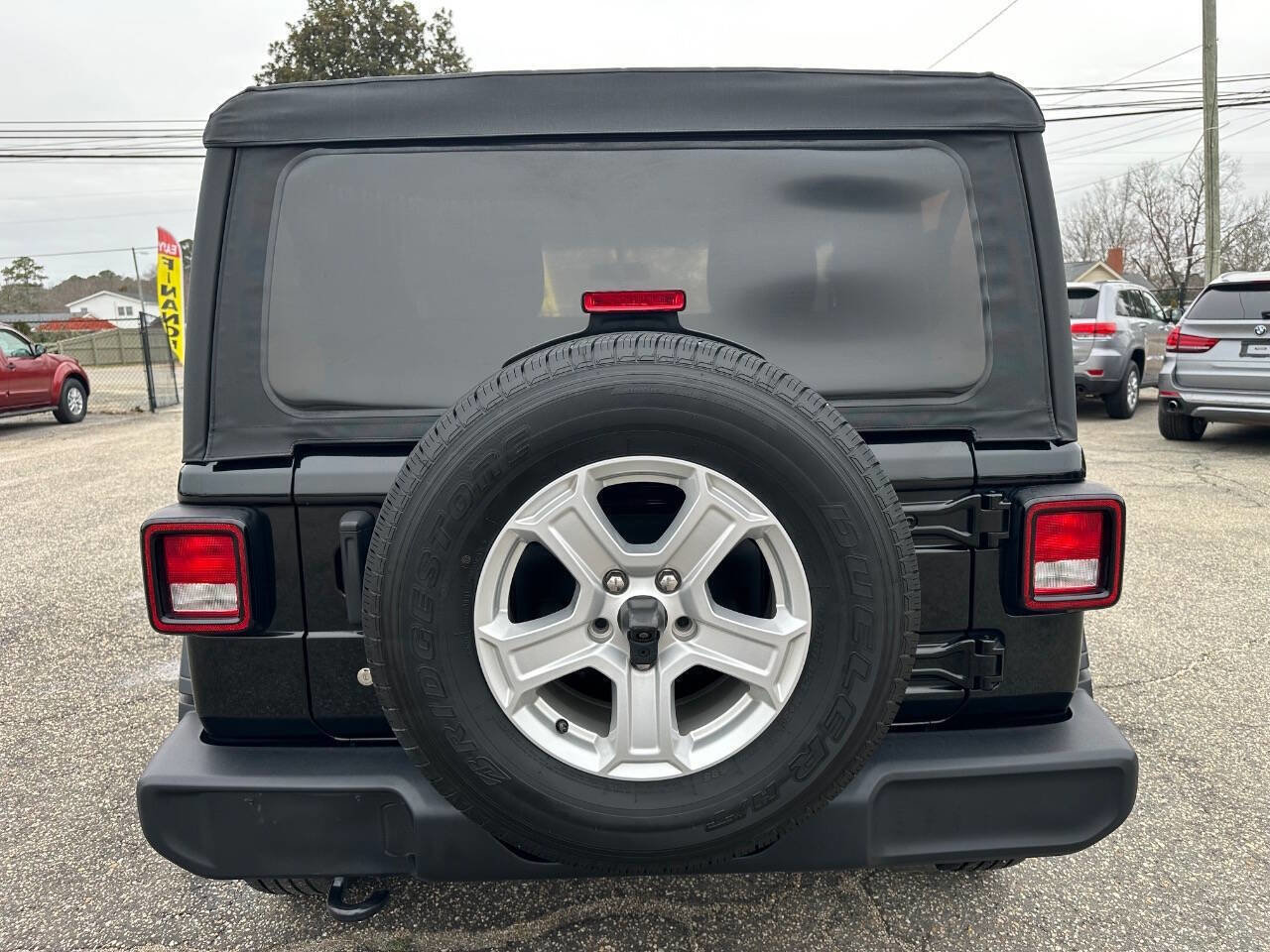 Used 2018 Jeep Wrangler Sport image 21