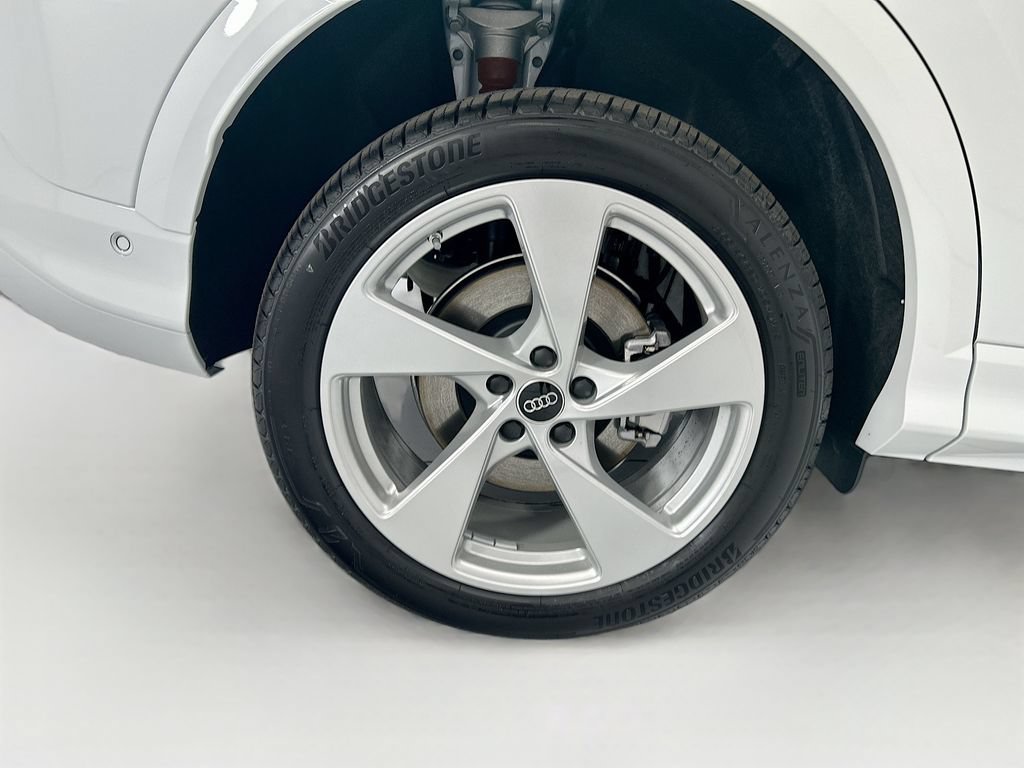 New 2026 Audi Q5 Premium Plus AWD/4WD image 32