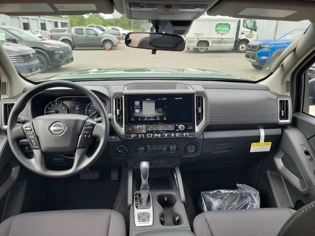New 2026 Nissan Frontier SV w/ Tow Package AWD/4WD image 6