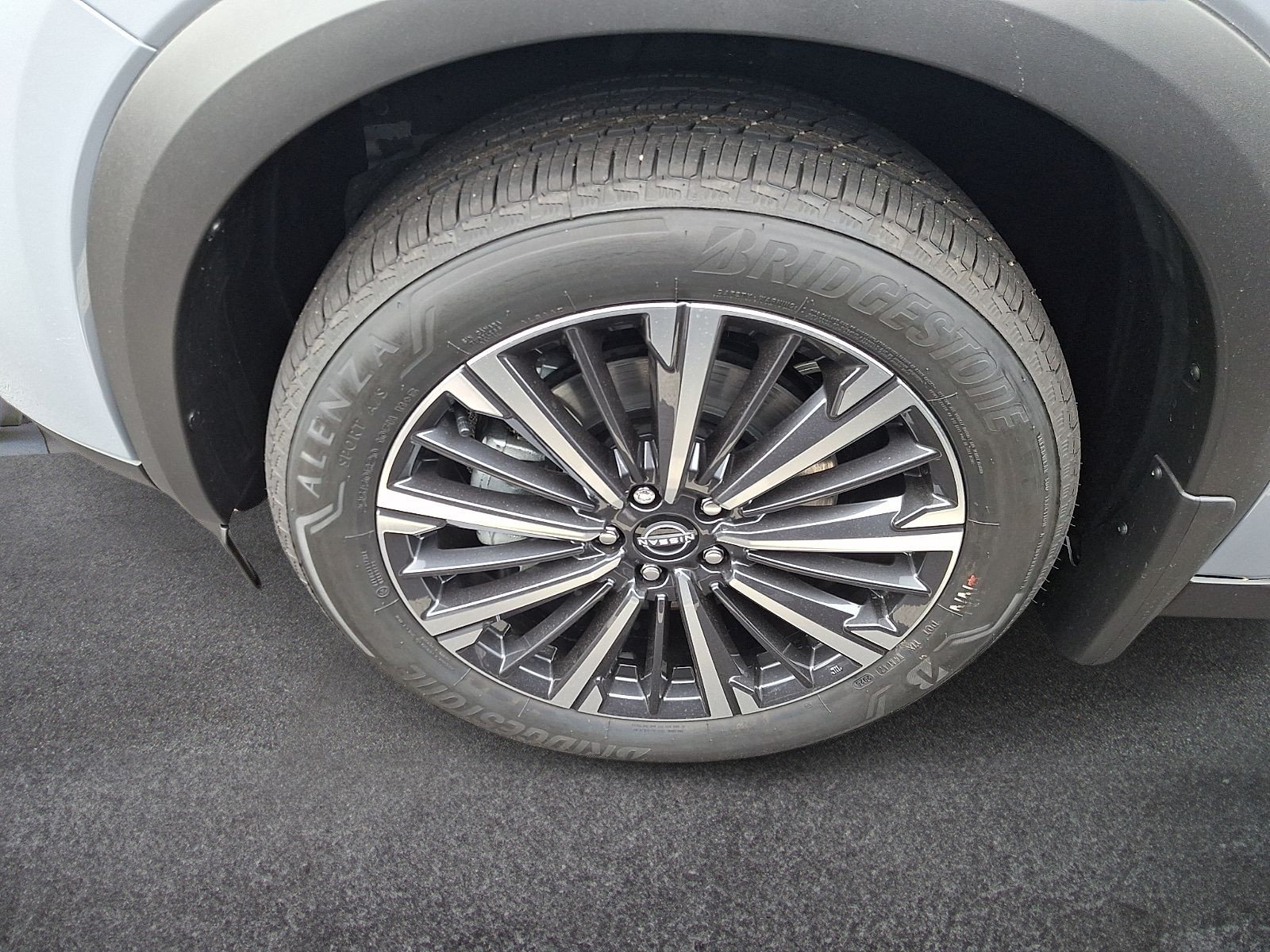 New 2026 Nissan Pathfinder Platinum AWD/4WD image 4